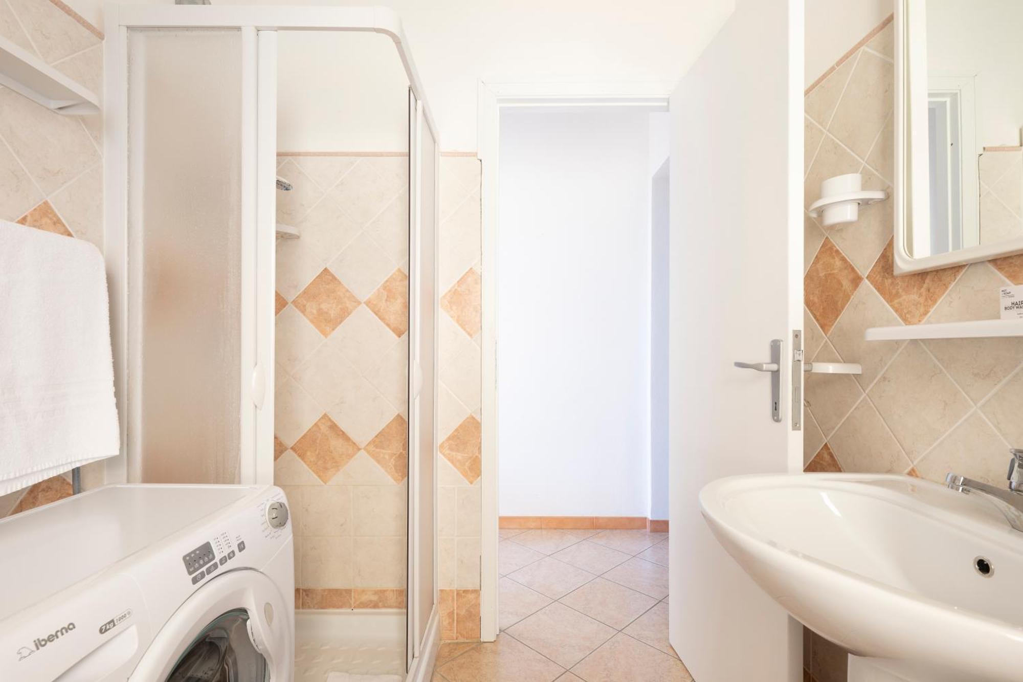Casa Colombo Apartment Кала Гононе Екстериор снимка